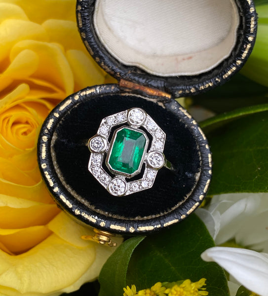 Art Deco Emerald and Diamond Cluster Ring Platinum 0.45ct + 1.20ct