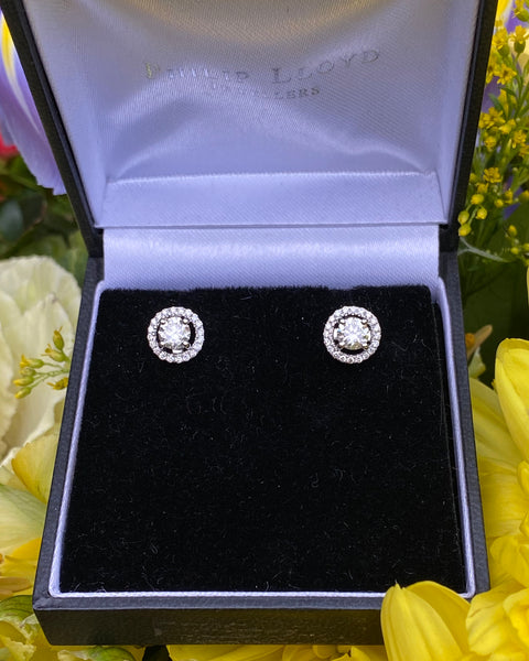 Diamond Cluster Stud Earrings 18ct white gold 1.03ct