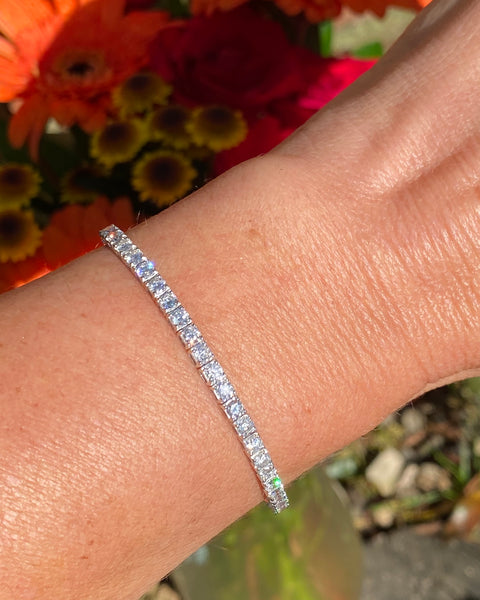 18ct White Gold 4.55ct Brilliant Cut Diamond Line Tennis Bracelet