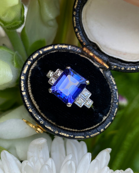 Art Deco Tanzanite and Diamond Platinum Ring 0.18ct + 2.75ct