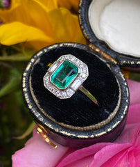Art Deco Emerald and Diamond Platinum Ring 0.20ct + 0.90ct