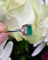 Art Deco Emerald and Diamond Platinum Ring 0.15ct + 2.25ct