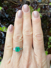 Art Deco Emerald and Diamond Ring Platinum 0.25ct + 1.80ct