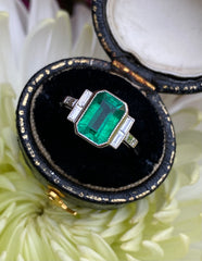 Art Deco Emerald and Diamond Platinum Ring 0.30ct + 1.95ct