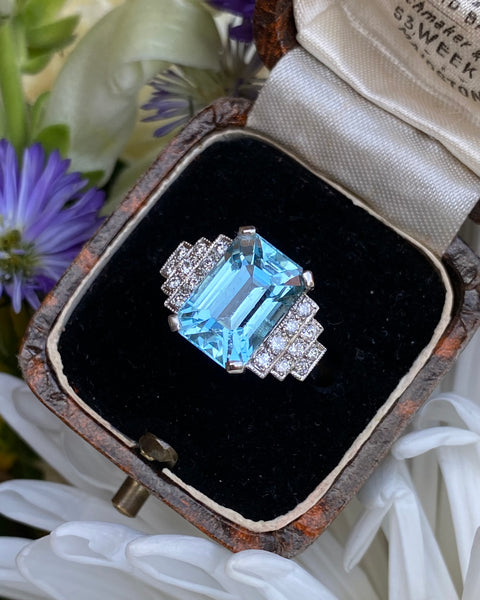 Art Deco Aquamarine and Diamond Ring Platinum 0.30ct + 4.75ct