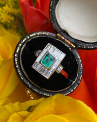 Art Deco Emerald and Diamond Platinum Ring 0.80ct + 0.50ct