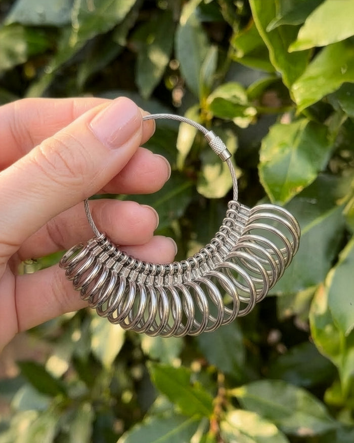 Ring Size Gauge UK | British A-Z Ring Sizer | Philip Lloyd Jewellers