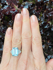 Art Deco Aquamarine and Diamond Ring Platinum 0.35ct + 6.65ct