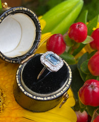 Art Deco Aquamarine and Diamond Ring Platinum 0.20ct + 0.90ct