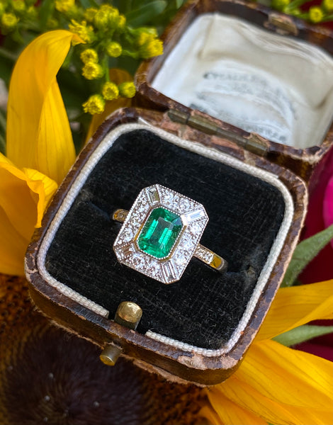 Art Deco Emerald and Diamond Platinum Ring 0.50ct + 0.90ct