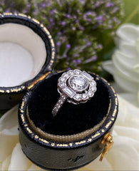 Pretty Diamond Daisy Cluster Ring 0.90ct Platinum