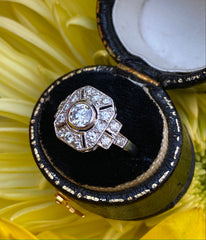 Art Deco Diamond Cluster Ring 0.75ct Platinum